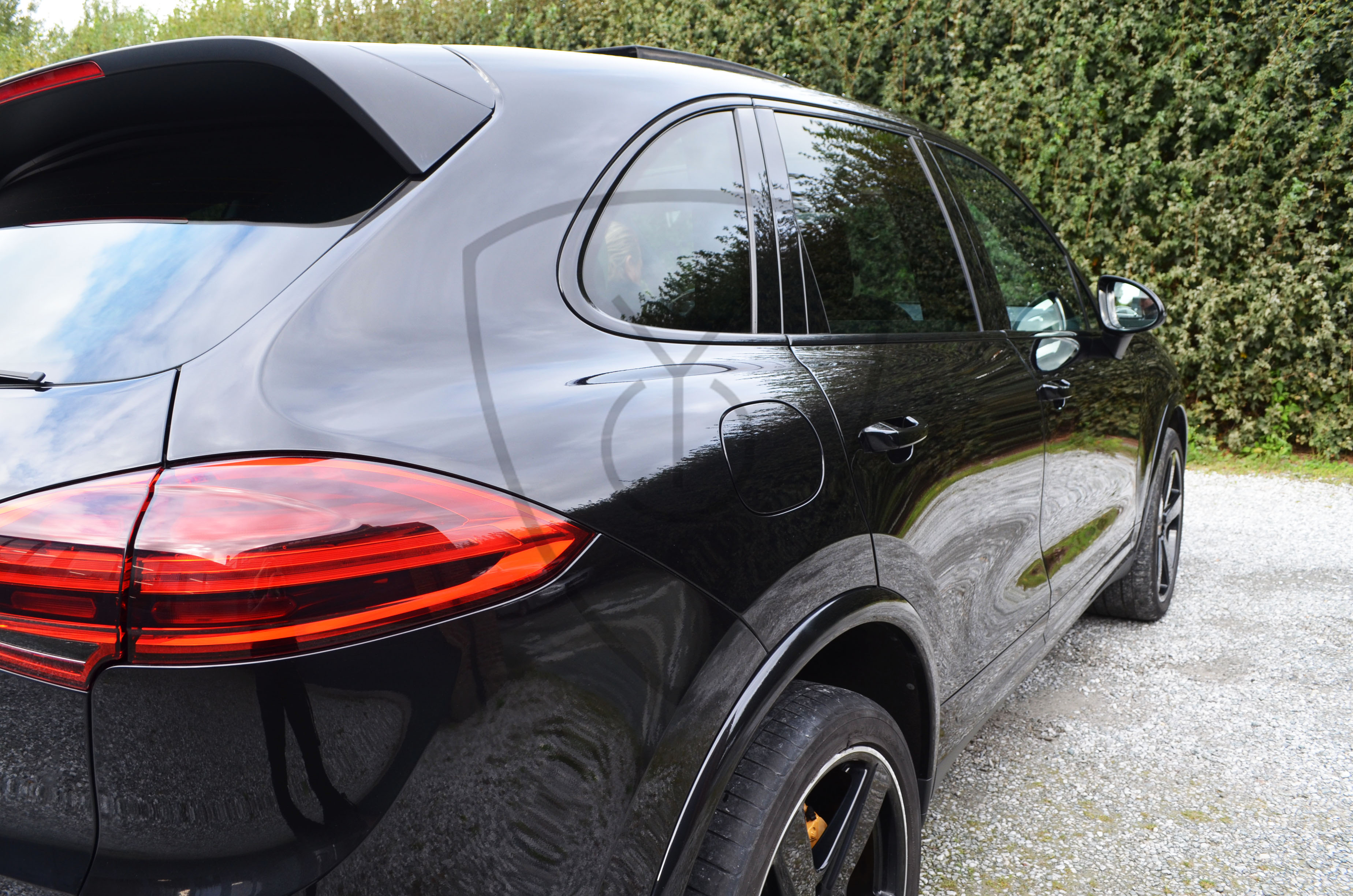 PORSCHE CAYENNE — image 27